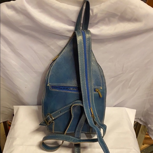 Moroccan Leather Crossbody Backpack - Picture 4 of 11